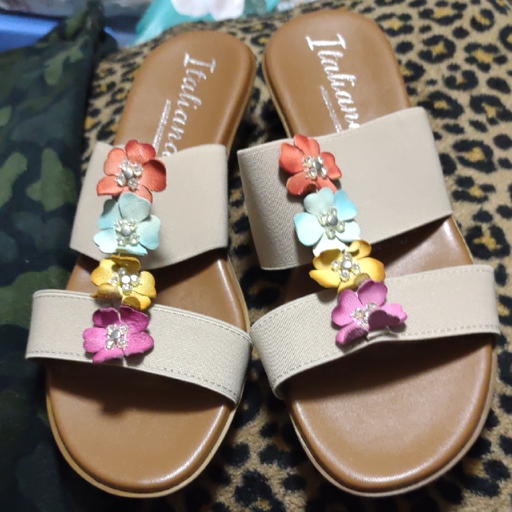 Italina Tan and Red Sandals with Butterfly Embellishments